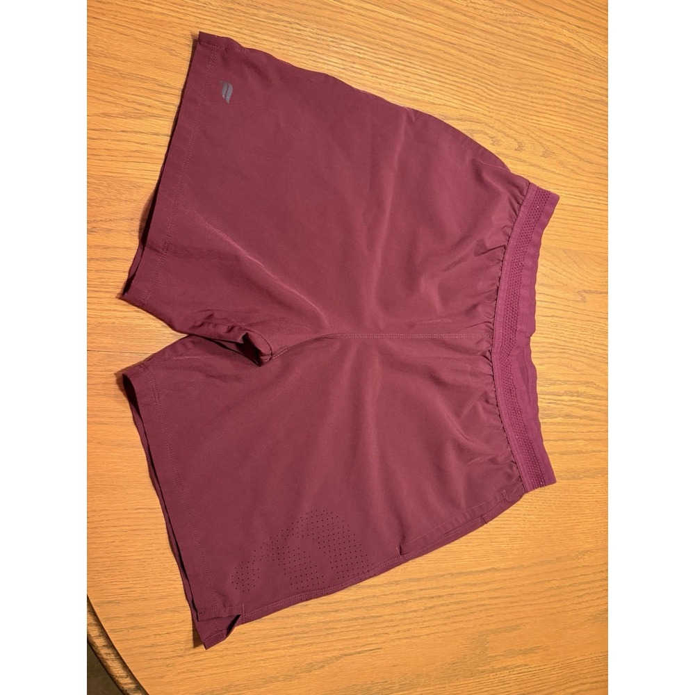 Fabletics Shorts Men Medium 7" Fundamental Burgundy Stretch Athletic Running Gym